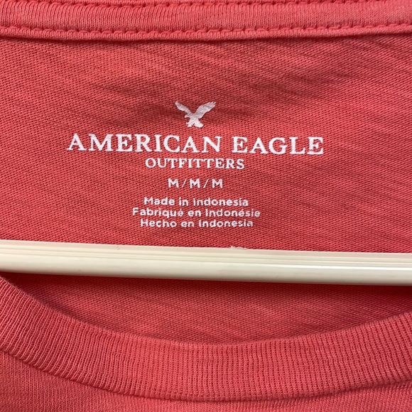 American Eagle Pocket Tee - Picture 3 of 5
